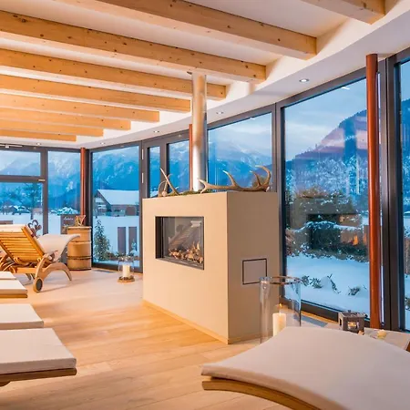 سالزانو - سبا - ريستورانت Unterseen