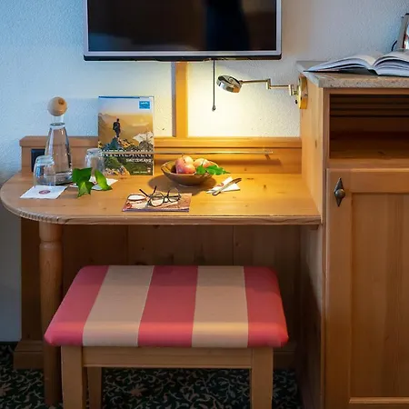 سالزانو - سبا - ريستورانت فندق Unterseen