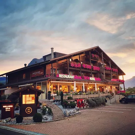 Salzano - - Restaurant Отель