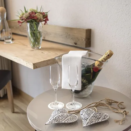 سالزانو - سبا - ريستورانت Unterseen