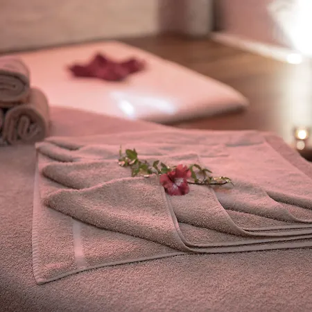 سالزانو - سبا - ريستورانت Unterseen