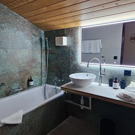 سالزانو - سبا - ريستورانت