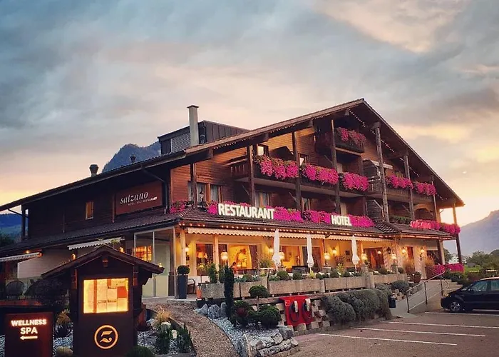 Salzano - - Restaurant Hotel