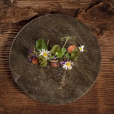 Salzano - - Restaurant Hotel