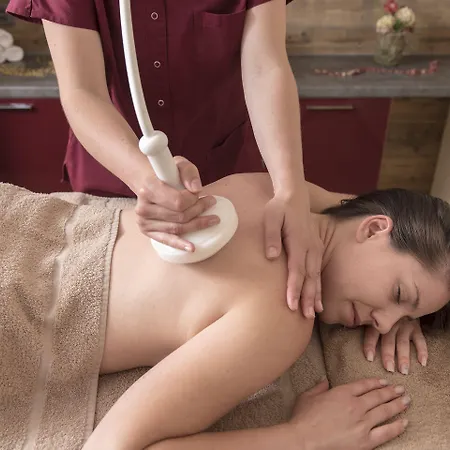 Salzano - - Restaurant Hotel